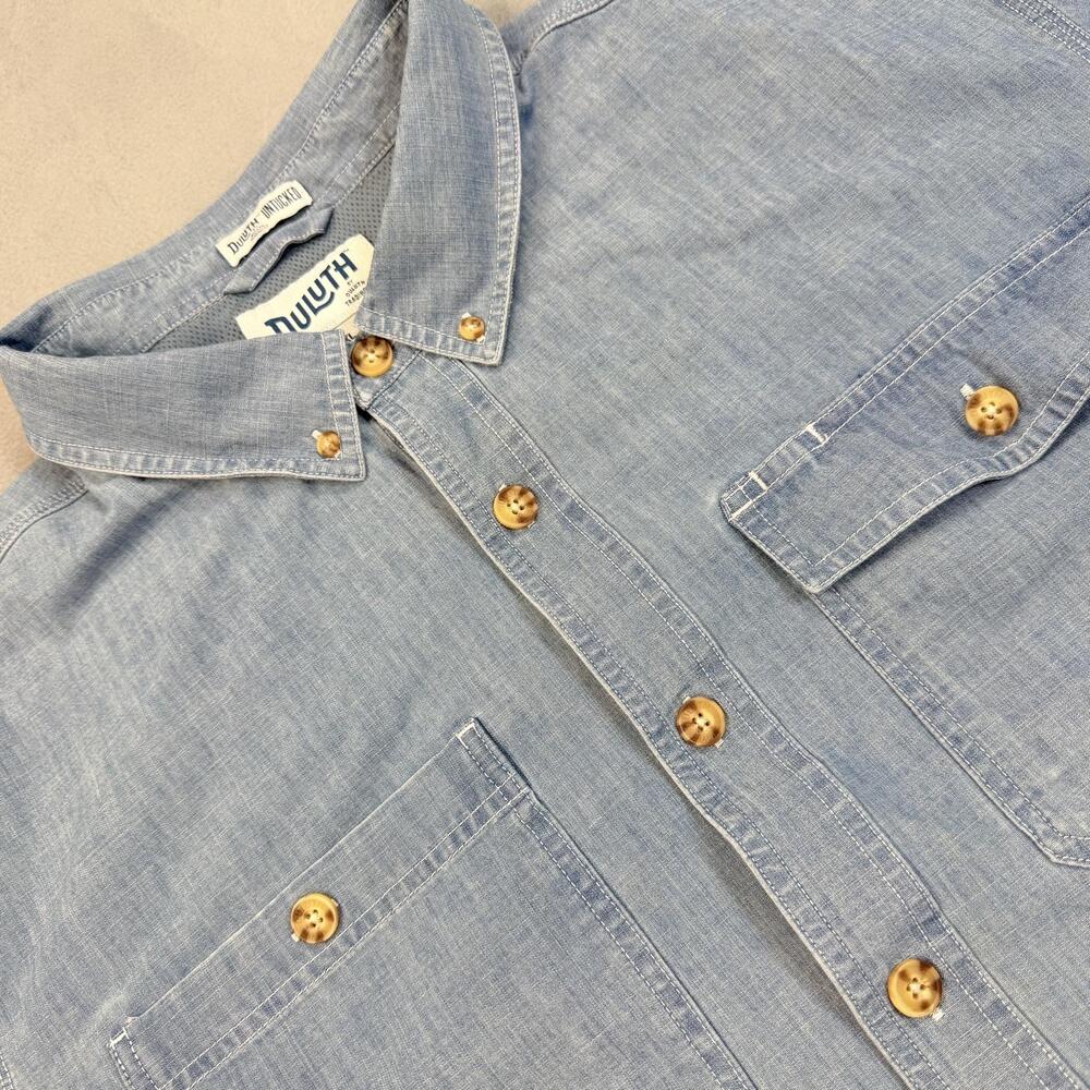 Duluth Trading Co Shirt Mens 2XL Blue Chambray Short Sleeve Untucked Casual